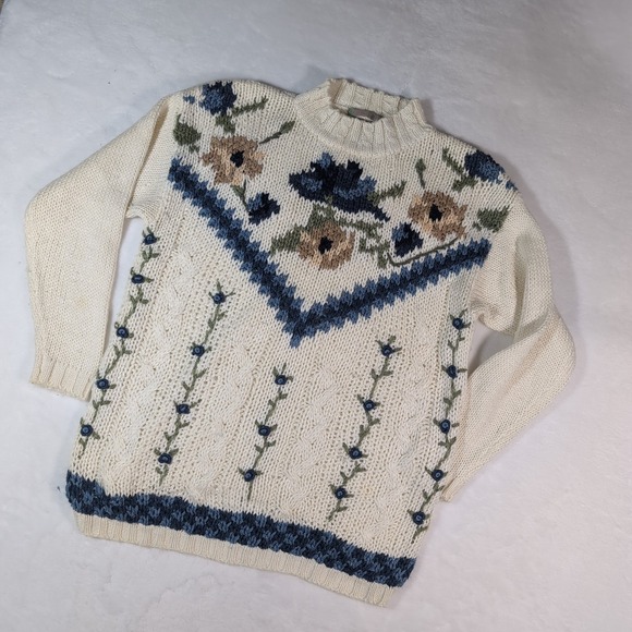 American Weekend Sweaters - Vintage American Weekend Sweater Chunky Women Large Floral Hand Knit Grandmacore
